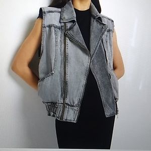 River Island gray gilet
